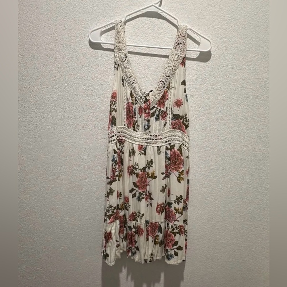 Women’s dress size M